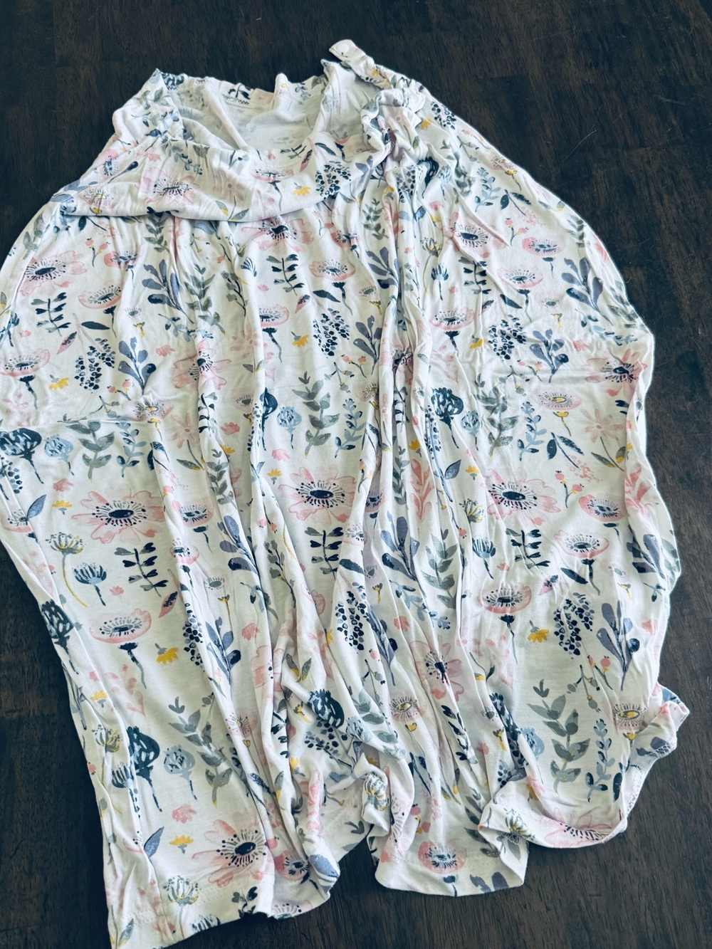 Bebe au Lait 5-in-1 Multi Use Nursing Cover